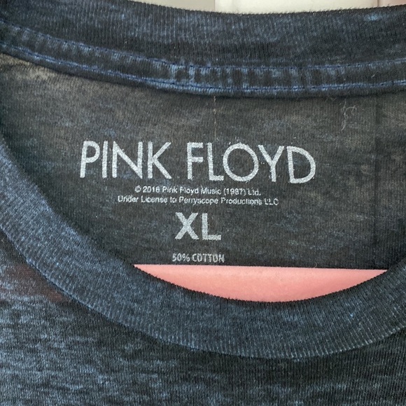 Pink Floyd tee - Picture 2 of 9